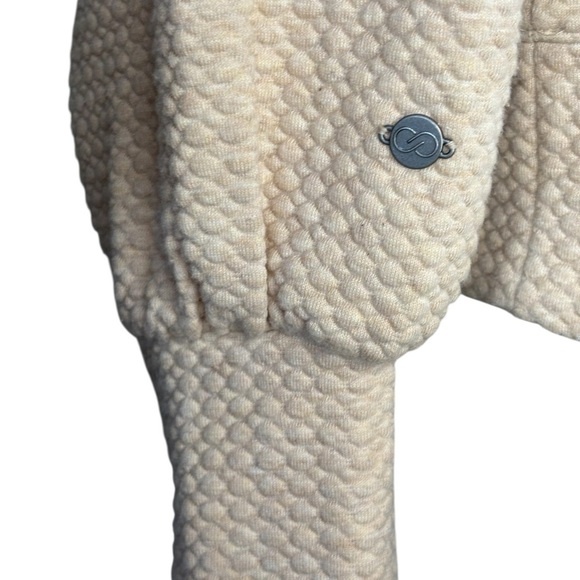 CALIA by Carrie Underwood Beige Cowl Neck Sweater Sz small preloved - Picture 4 of 7